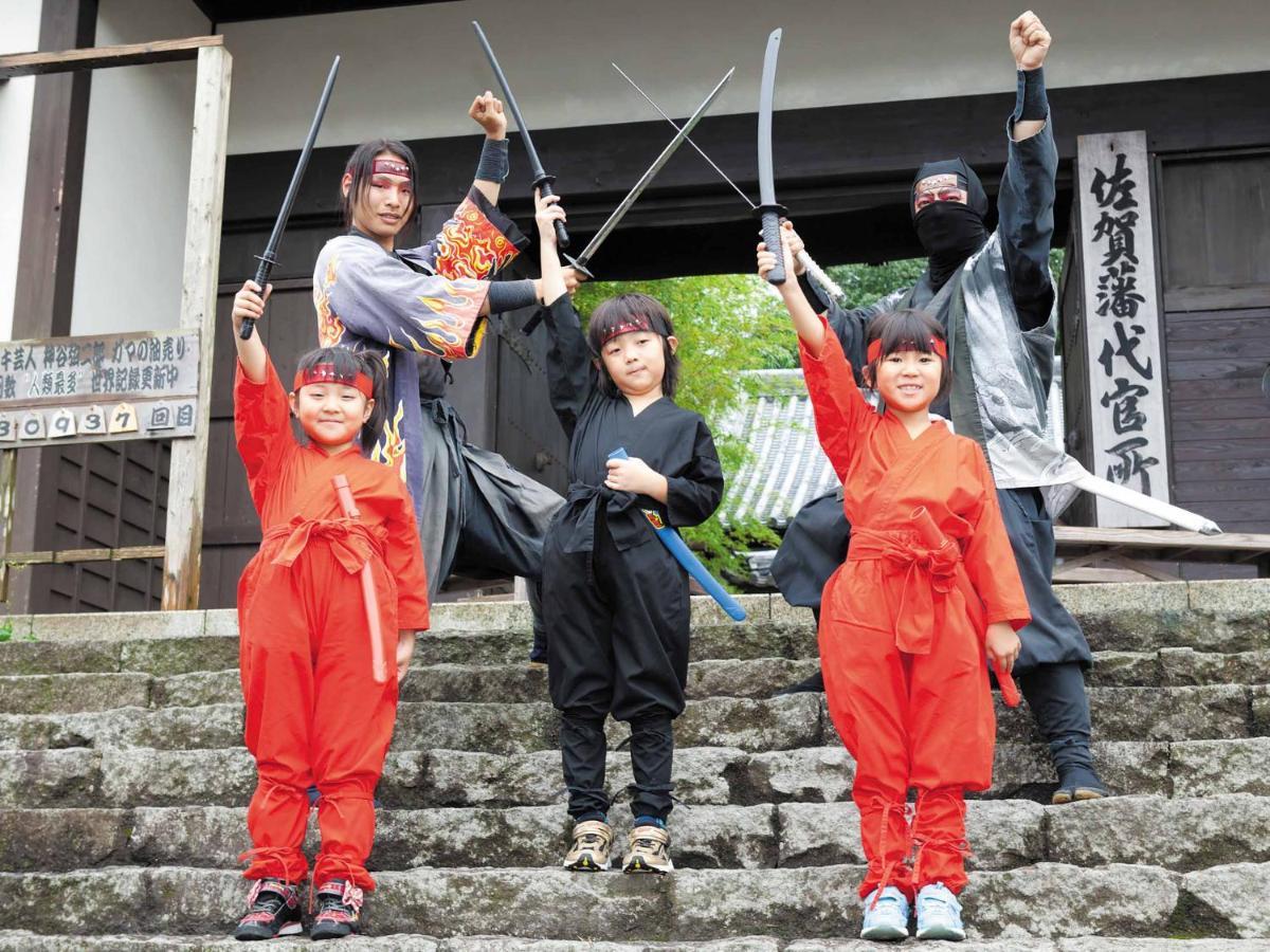 Ooedo Onsen Monogatari Ureshinokan Екстер'єр фото