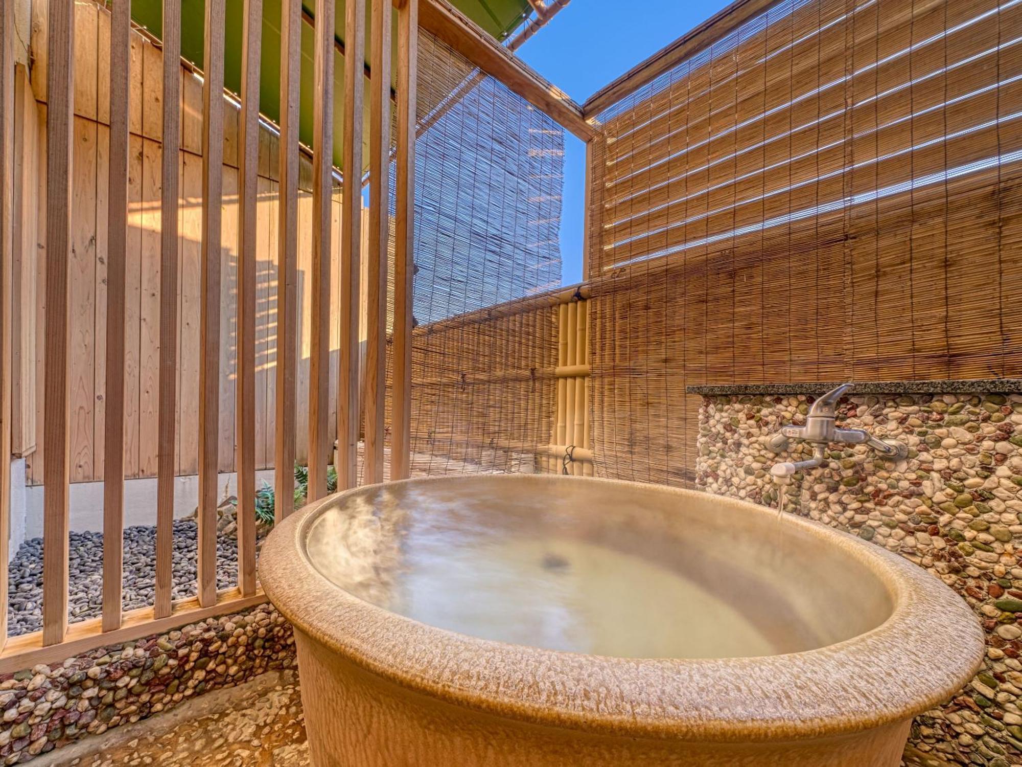 Ooedo Onsen Monogatari Ureshinokan Екстер'єр фото