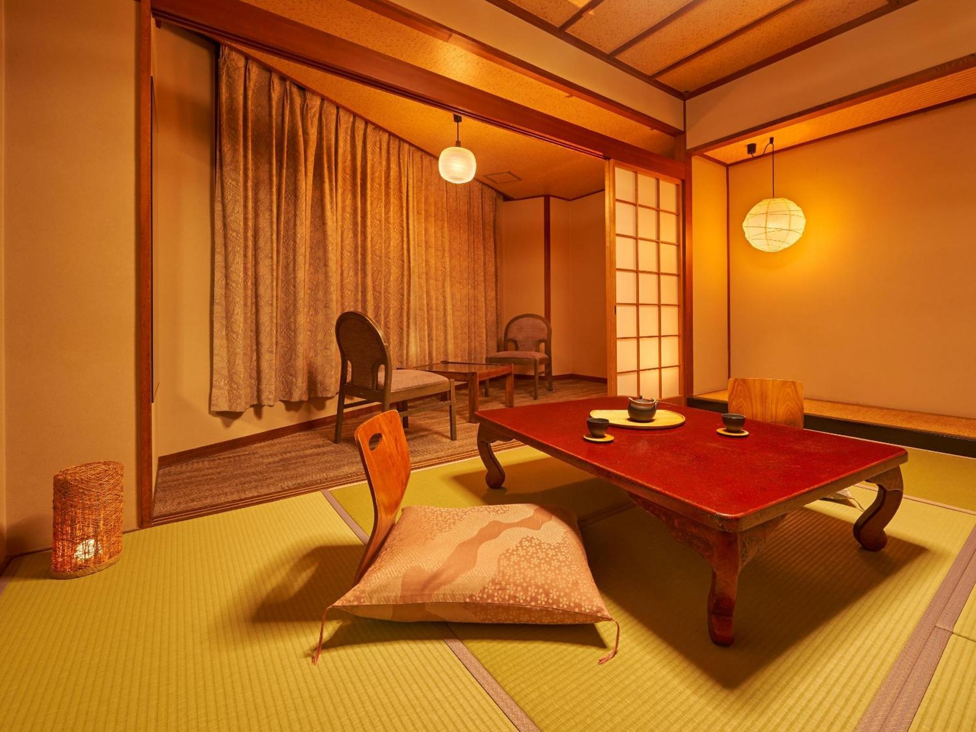Ooedo Onsen Monogatari Ureshinokan Номер фото