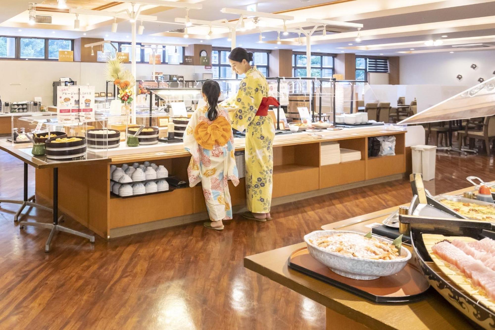 Ooedo Onsen Monogatari Ureshinokan Екстер'єр фото